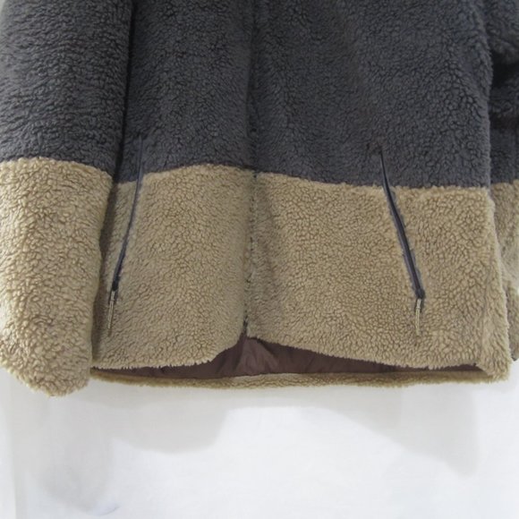 Patagonia XXL NEW Reversible Silent Down Jacket - Picture 11 of 12